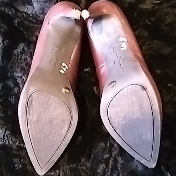 Burgundy Heels - Picture 3 of 3